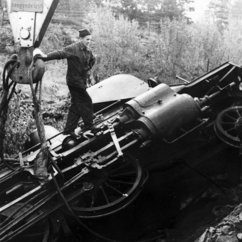 Class 21e No.207 derailed North of Kongsberg on the 1st October 1963. (Norsk Jernbanemuseum)